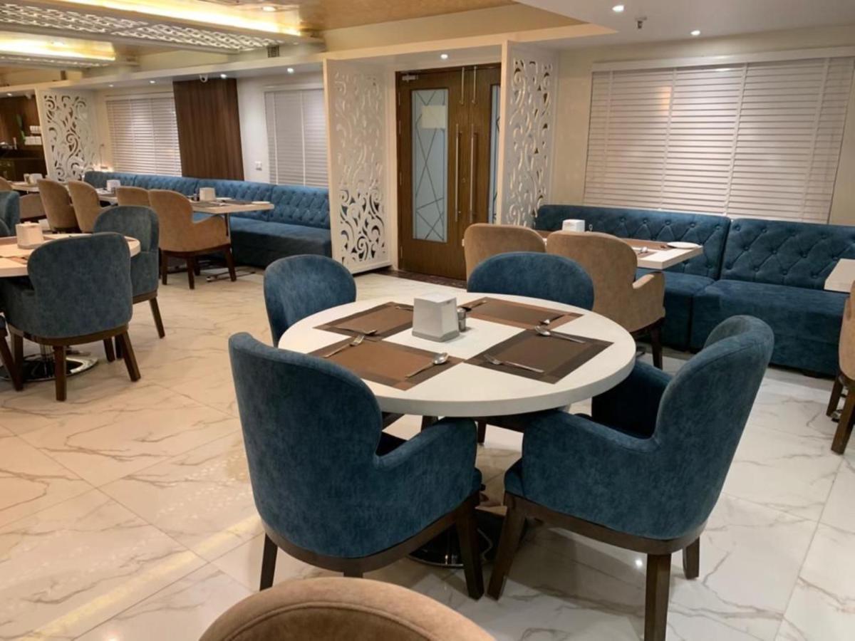 Airport Hotel Ramhan Palace Mahipalpur Ню Делхи Екстериор снимка