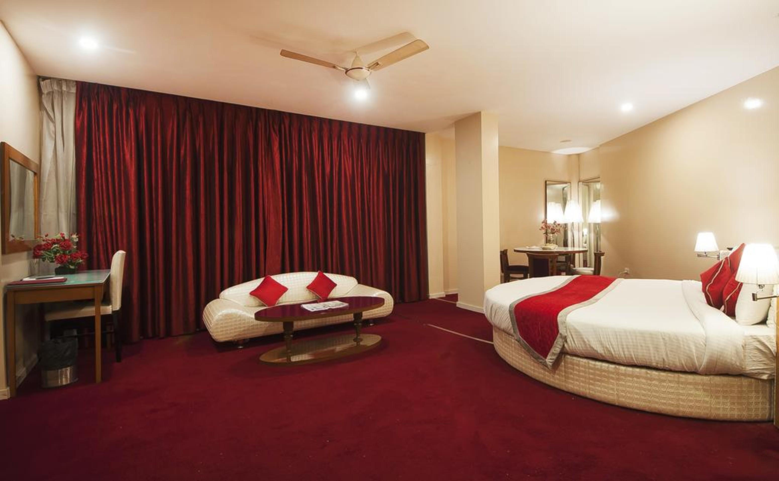 Airport Hotel Ramhan Palace Mahipalpur Ню Делхи Екстериор снимка