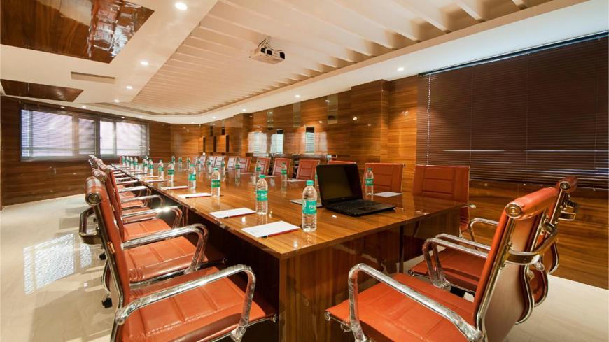 Airport Hotel Ramhan Palace Mahipalpur Ню Делхи Екстериор снимка