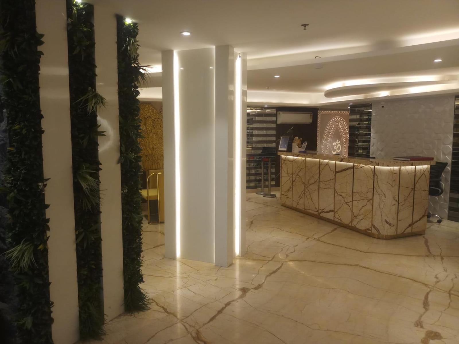 Airport Hotel Ramhan Palace Mahipalpur Ню Делхи Екстериор снимка
