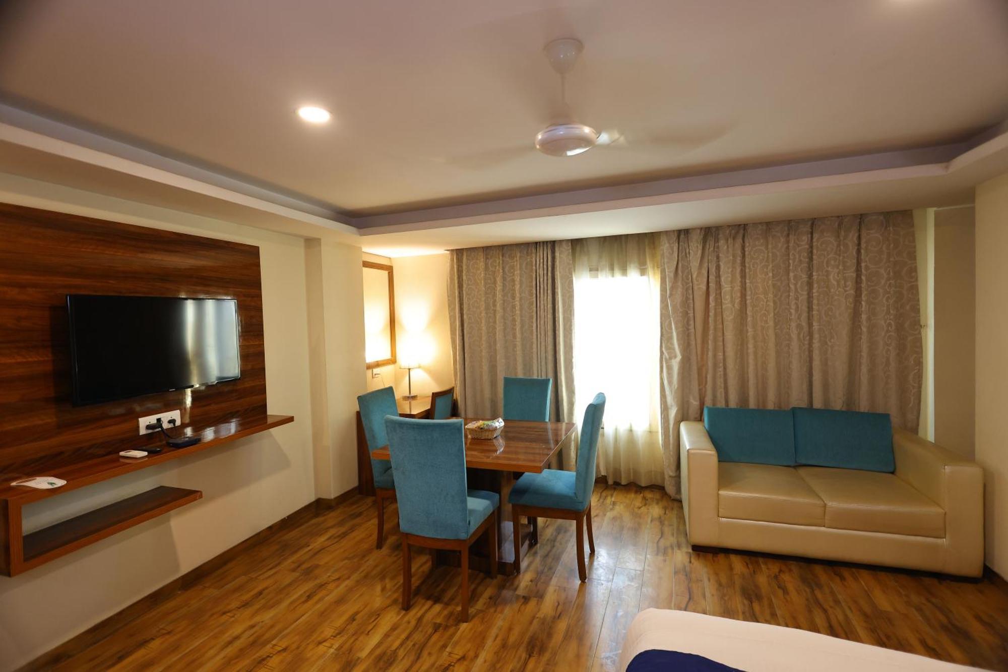 Airport Hotel Ramhan Palace Mahipalpur Ню Делхи Екстериор снимка