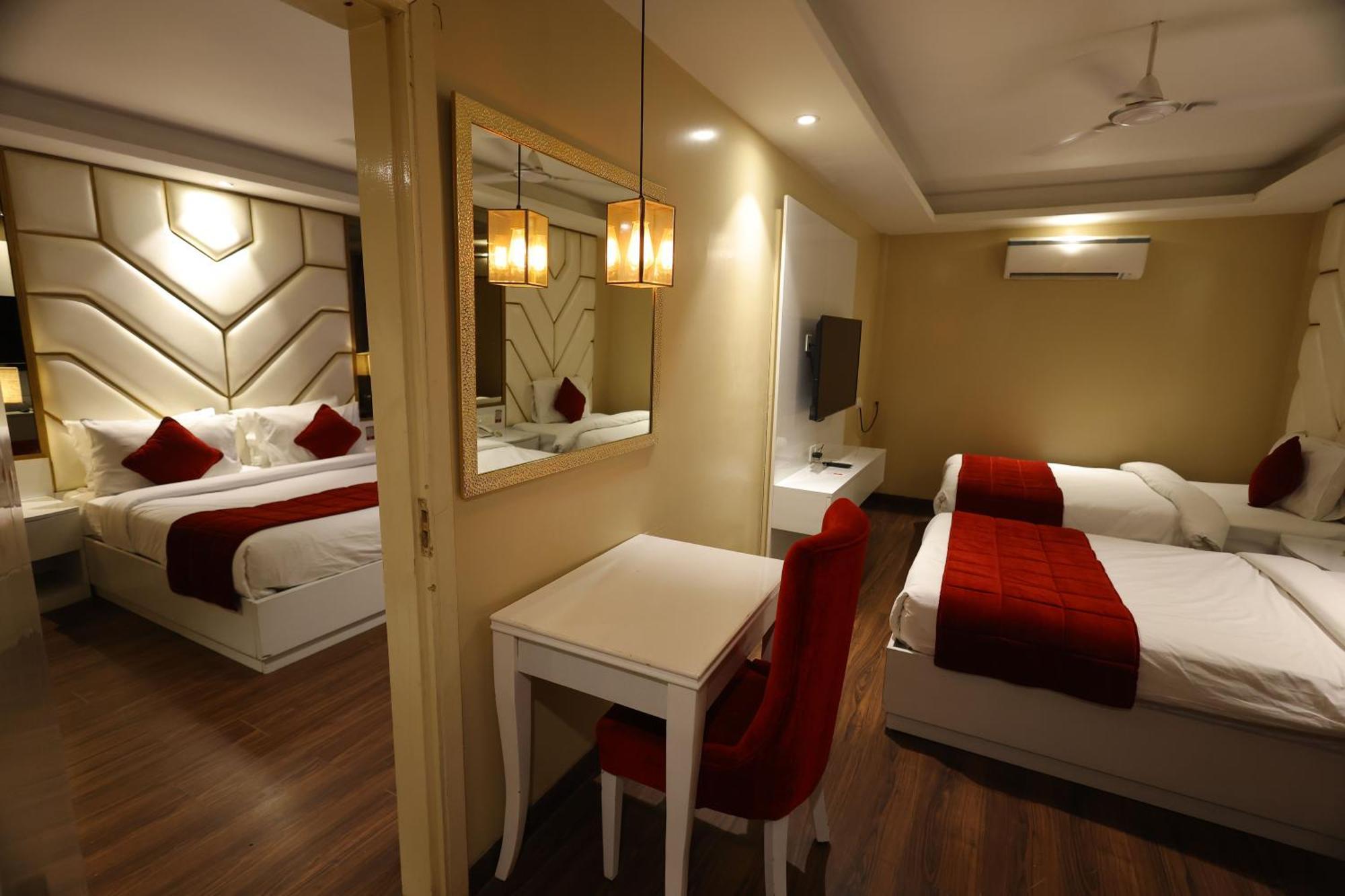 Airport Hotel Ramhan Palace Mahipalpur Ню Делхи Екстериор снимка