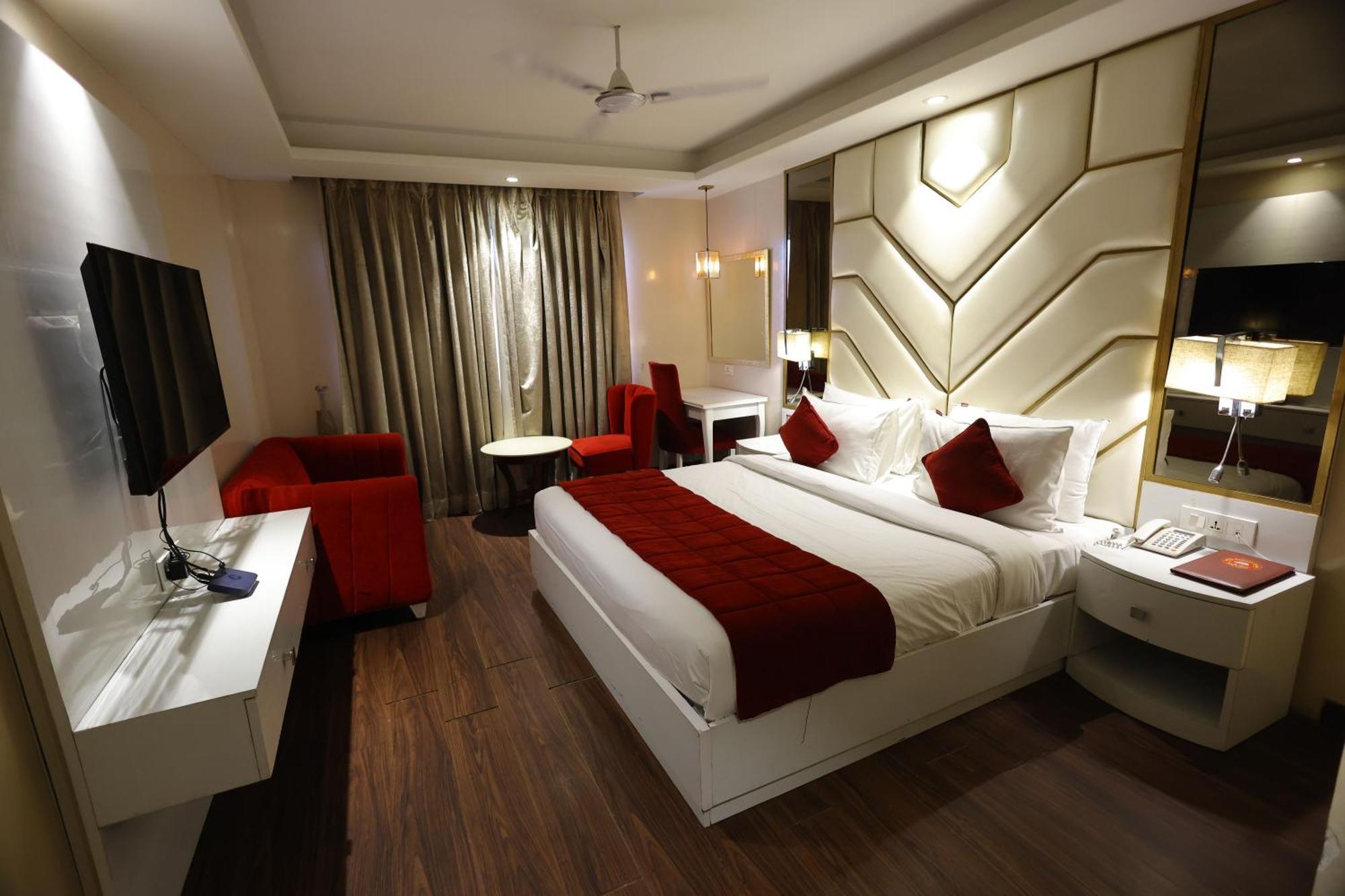 Airport Hotel Ramhan Palace Mahipalpur Ню Делхи Екстериор снимка