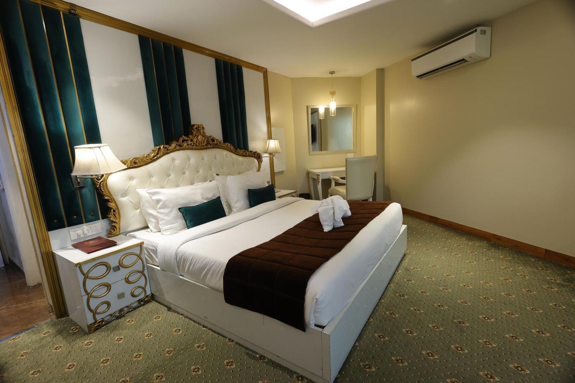 Airport Hotel Ramhan Palace Mahipalpur Ню Делхи Екстериор снимка